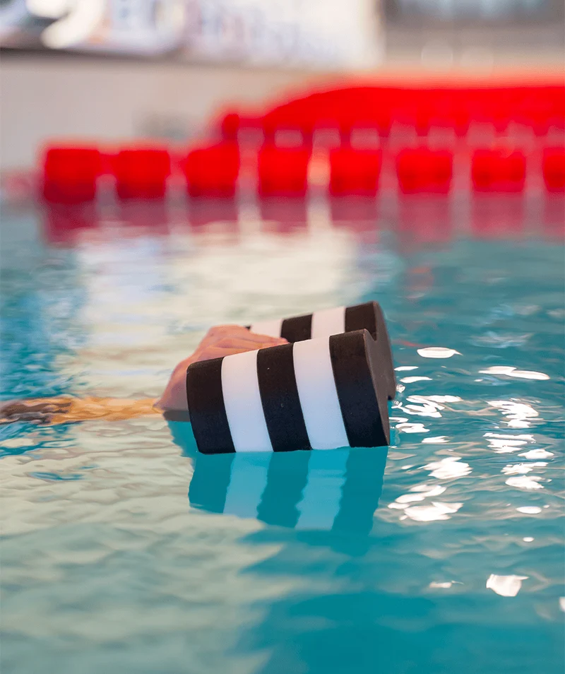 Watery Pull Buoy - Makara - Schwarz/Weiß