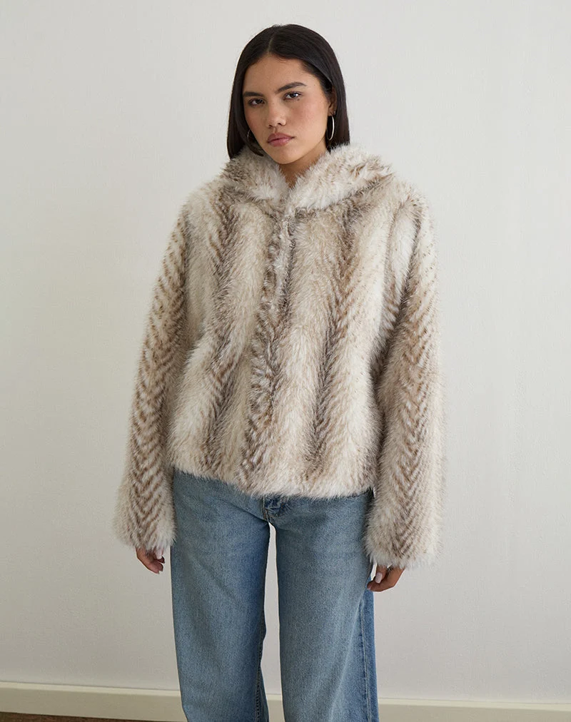 Jemi Jacke aus Kunstfell mit Kapuze in Creme