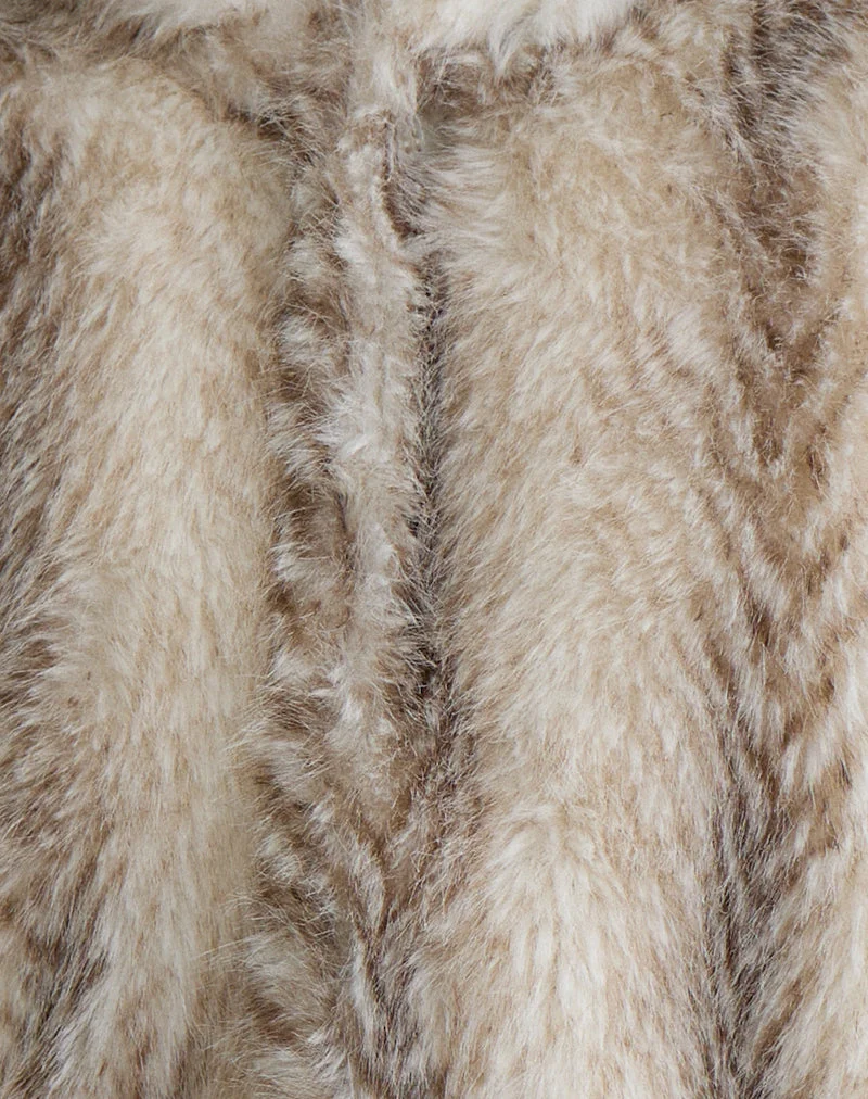 Jemi Jacke aus Kunstfell mit Kapuze in Creme