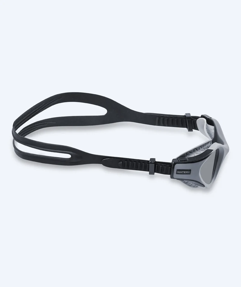 Watery Schwimmbrille für Freizeitschwimmer - Kelvin Active - Grau (Smoke Scheiben)