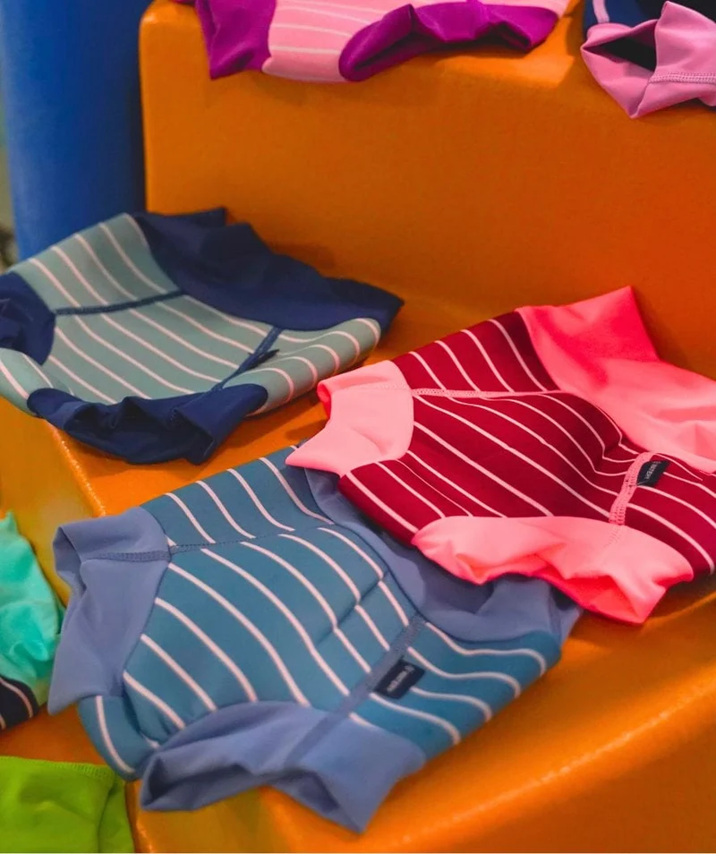 Watery Schwimmwindelhosen für Kinder - Neoprene Swim Nappy - Nordic Green Stripes