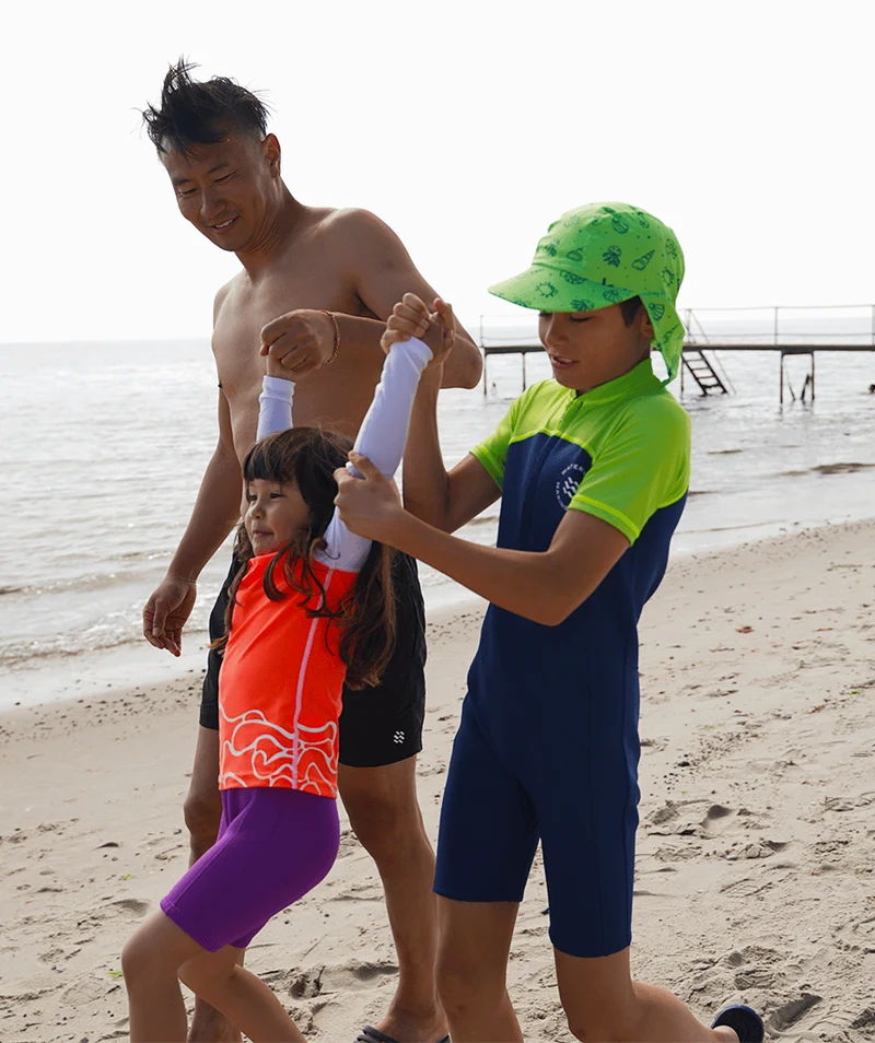 Watery UV Shirt für Kinder - Chilton Langarm Rashguard - Hellrosa/Weiß