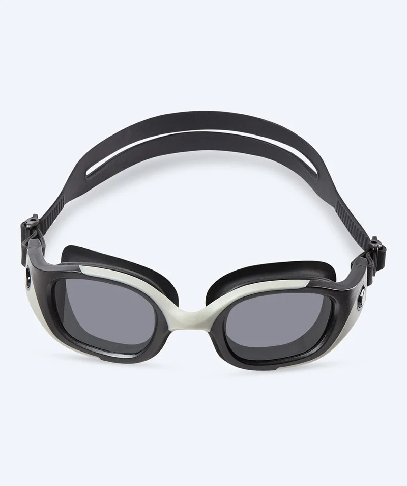 Watery Schwimmbrille für Freizeitschwimmer - Clyde Active - Grau (Smoke Scheiben)