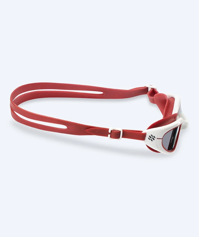 Watery Schwimmbrille für Freizeitschwimmer - Wade Active - Rot (Smoke Scheiben)