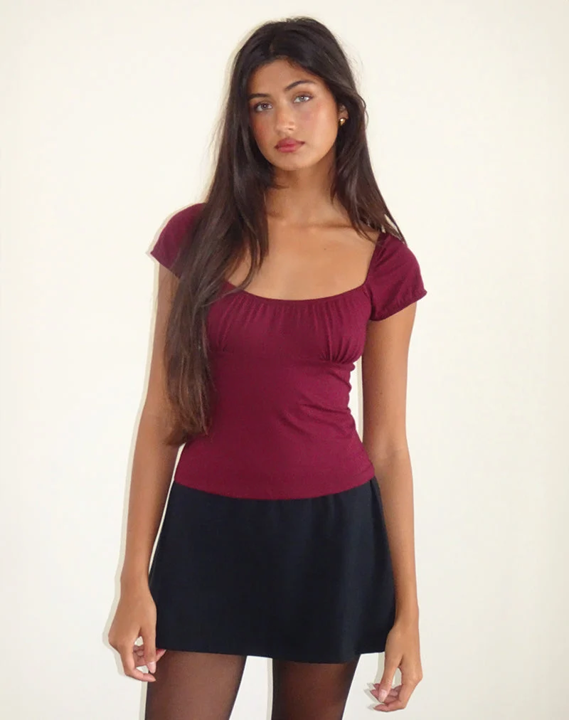 Vardah Top aus burgunderfarbenem Jersey