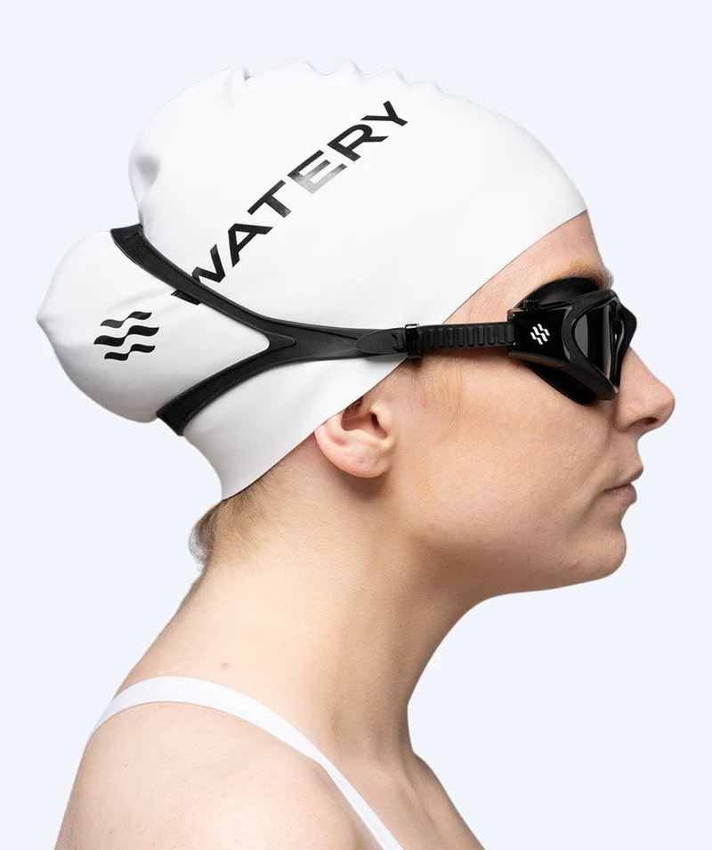 Watery Schwimmbrille für Freizeitschwimmer - Raven Active - Schwarz (Smoke Scheiben)