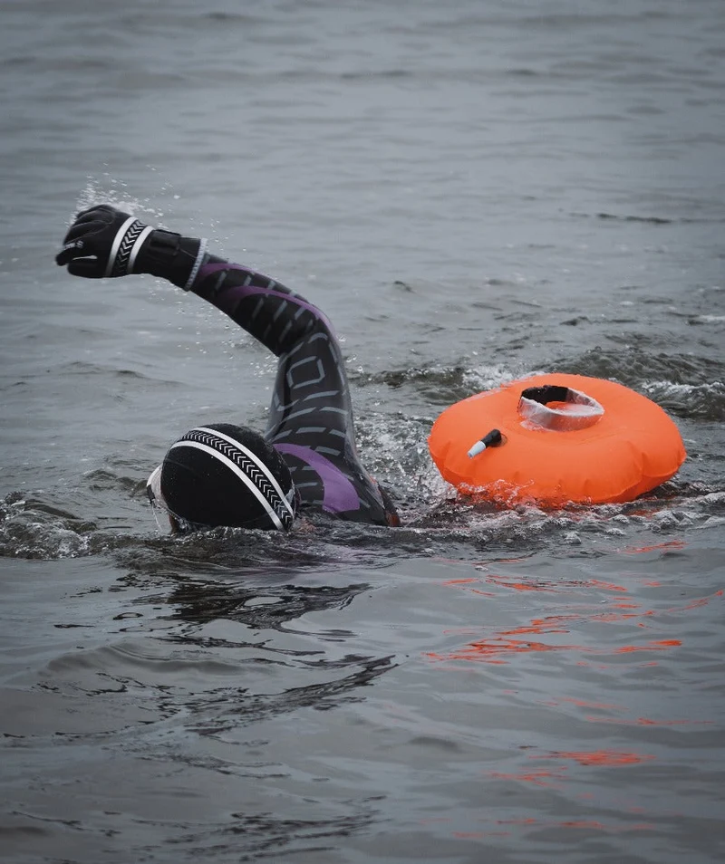 Watery Schwimmboje für Schwimmer - Donut - Rosa