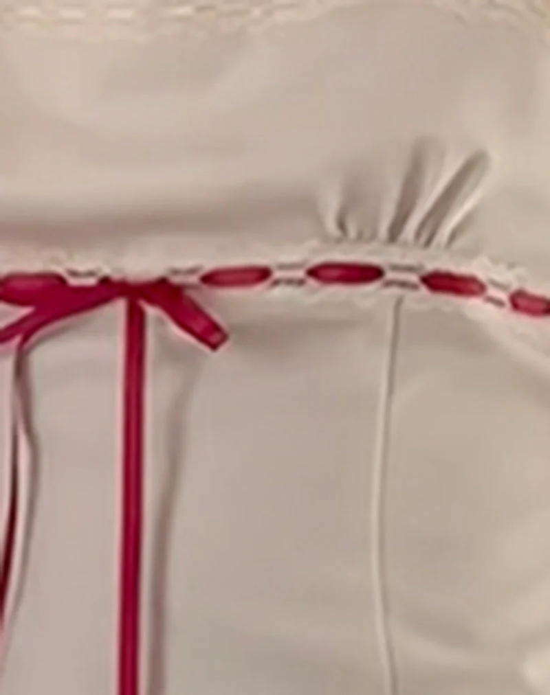 Kaita Cami Top in Creme mit roter Borte