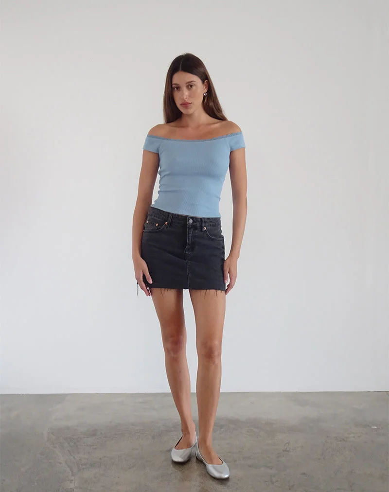 Chacha Geripptes Bardot-Top aus blauer Spitze in Nantucket