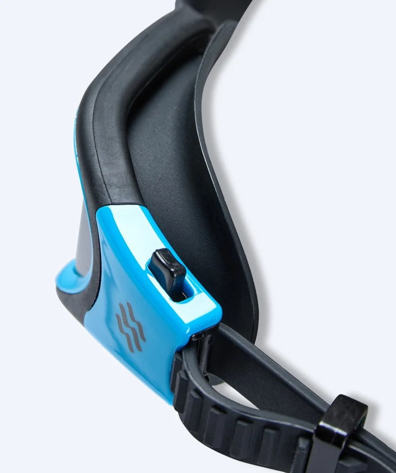 Watery Schwimmbrille für Freizeitschwimmer - Raven Active - Schwarz/Blau 1.0