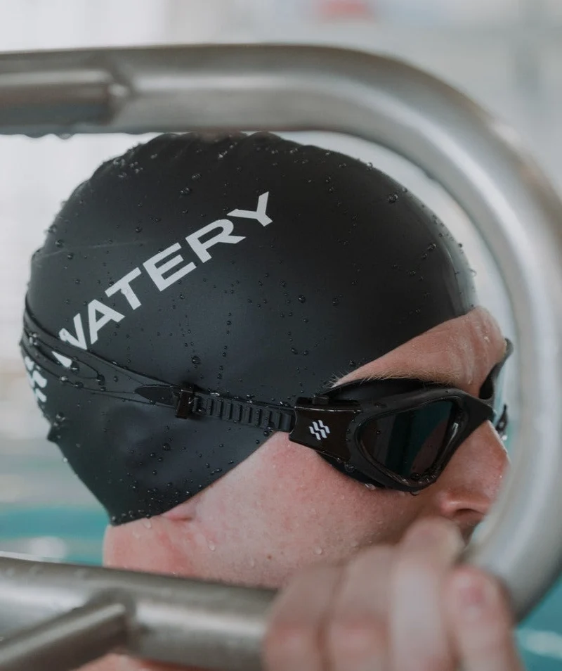 Watery Schwimmbrille für Freizeitschwimmer - Raven Active - Schwarz/Blau 1.0