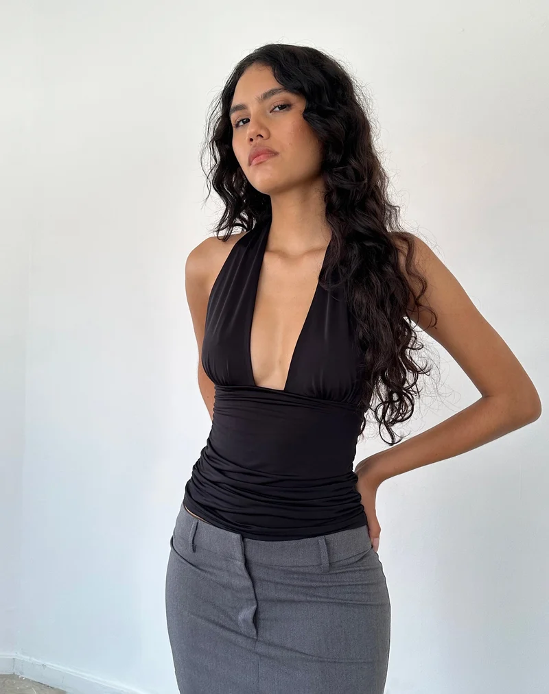 Cosimo Neckholder-Top mit tiefem Ausschnitt in Schwarz Slinky