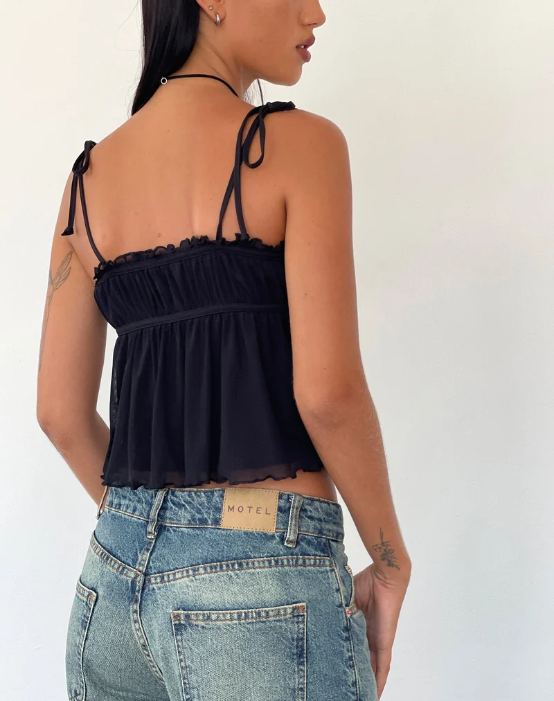 Damaris Cami Top in Schwarz mit schwarzer Bindung