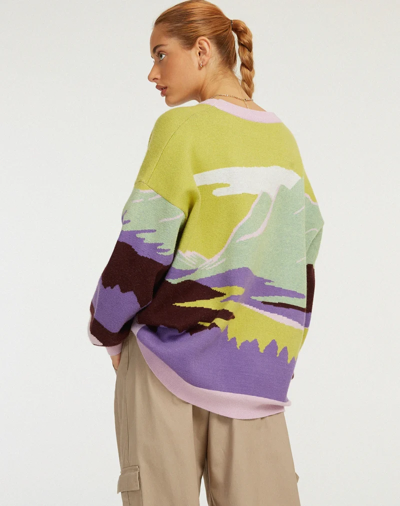 Lulees Pullover in Landschaft