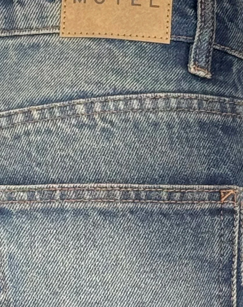 Geräumige extra weite Low Rise Jeans in Amber Wash