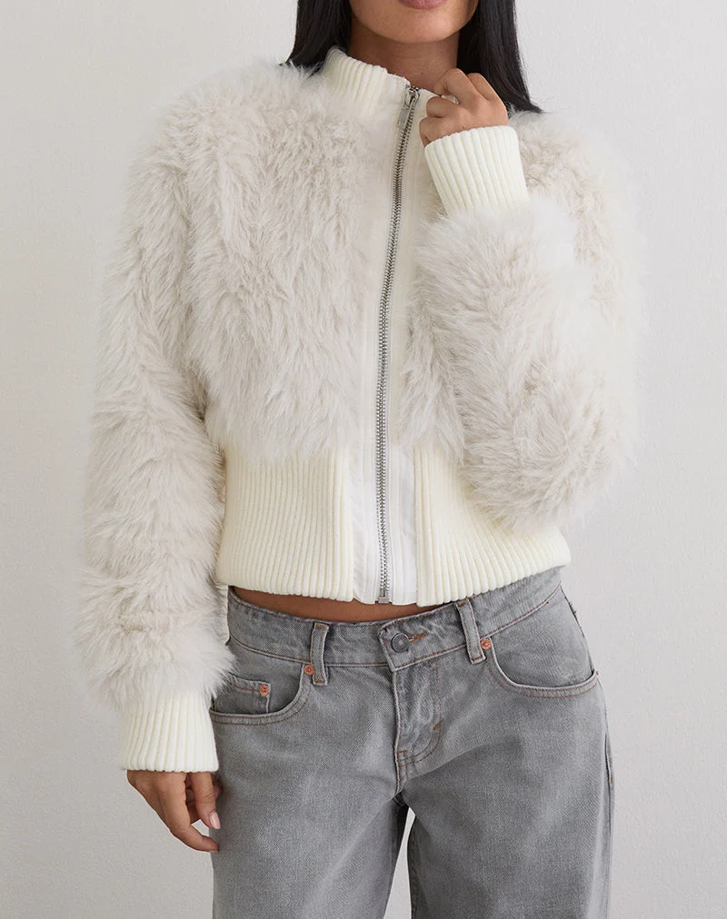 Homari Jacke aus zotteligem Kunstfell in Creme